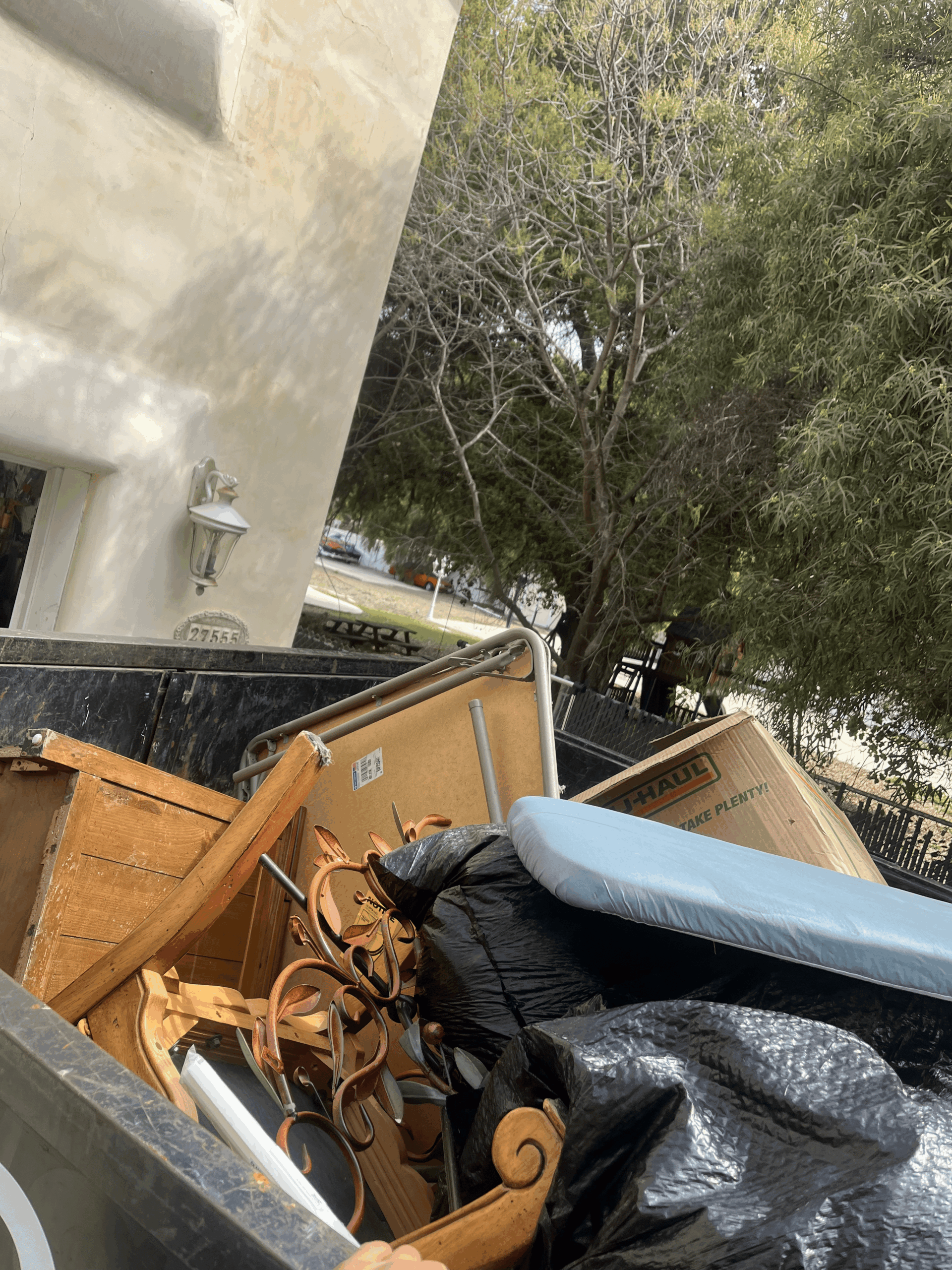 junk removal in porter ranch job full load