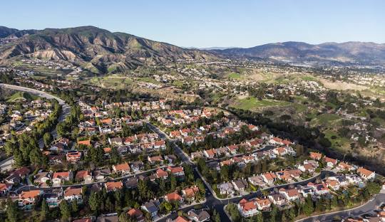 Junk Removal in Porter Ranch, CA city skyline view